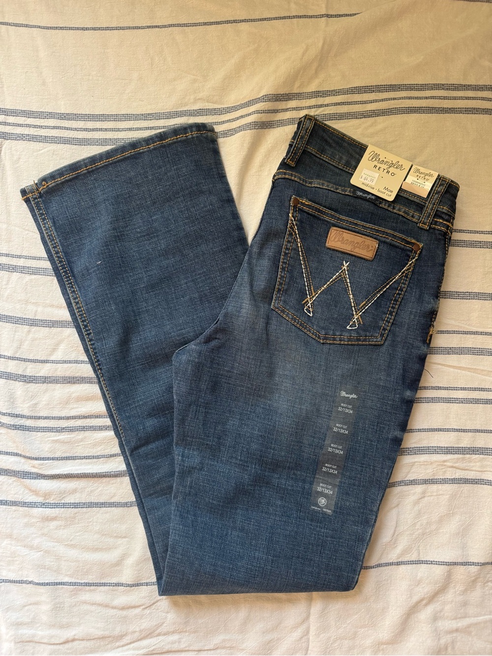 Wrangler Retro Mae Women's Indigo Bootcut Jeans Contrast Stitching 32x32 NWT